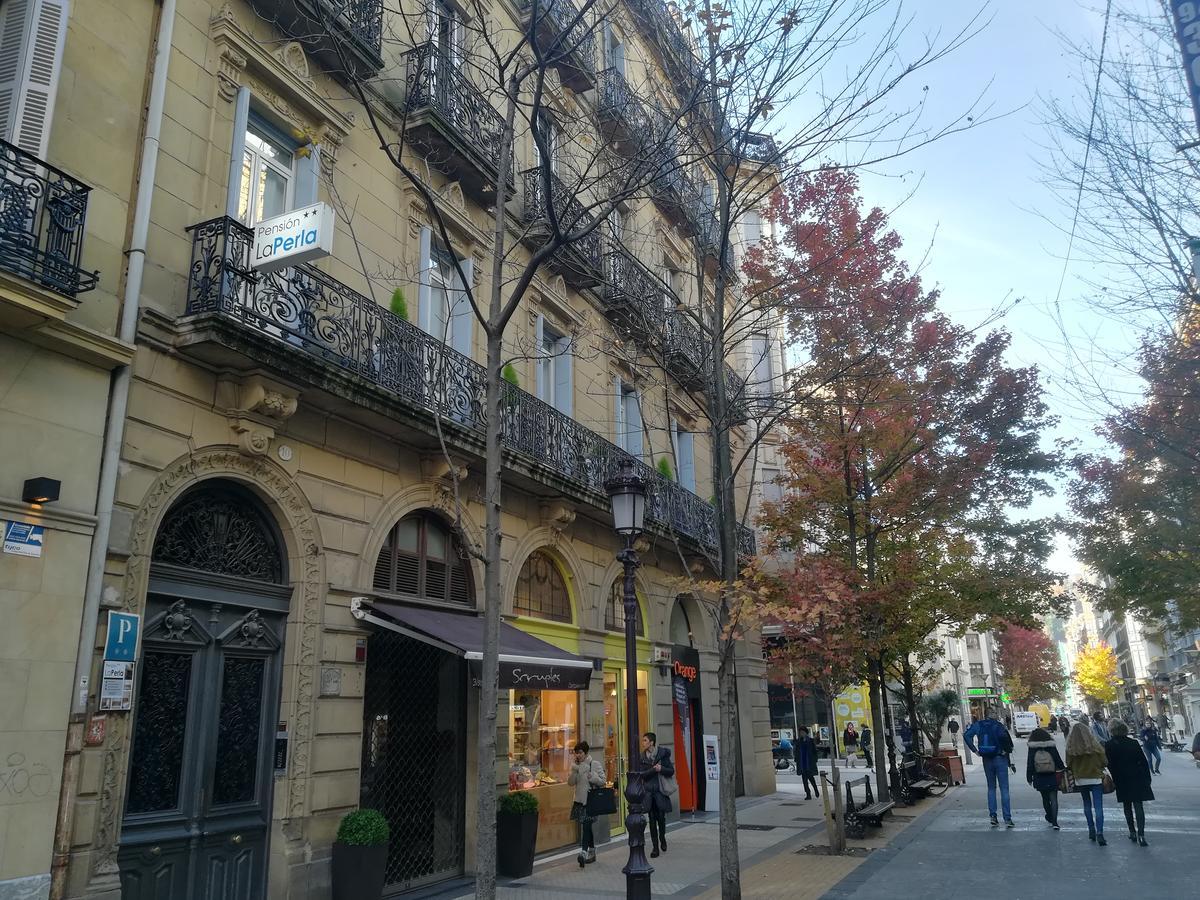 Pension La Perla San Sebastián Exterior photo